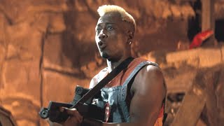 Send two maniacs to demolish a museum - Demolition Man SEGA Mega Drive/Genesis game vs movie