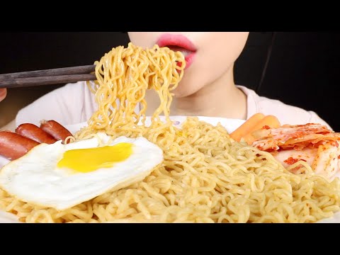 Video ASMR Indomie Mi Goreng Noodles Eating Sounds Mukbang - youtube