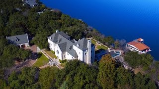 Spectacular Lakefront Equestrian Estate in Austin,Texas