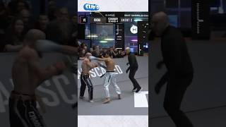 REVENGE! Luis Rocha gets the KO in title rematch at Karate Combat #Clipd #shorts #shortsfeed
http://fightnetwork.com - Today on #Clipd have a crazy KO, as Luis Rocha drops Edgar Skrivers at Karate Combat!
Clipd - Daily Clips from the world of combat sports with the most exciting finishes and knockouts!
Schedule: https://fightnetwork.com/about
Twitter: https://twitter.com/fightnet
Facebook: https://www.facebook.com/FightNetwork
Instagram: https://www.instagram.com/fightnet REVENGE! Luis Rocha gets the KO in title rematch at Karate Combat #Clipd #shorts #shortsfeed