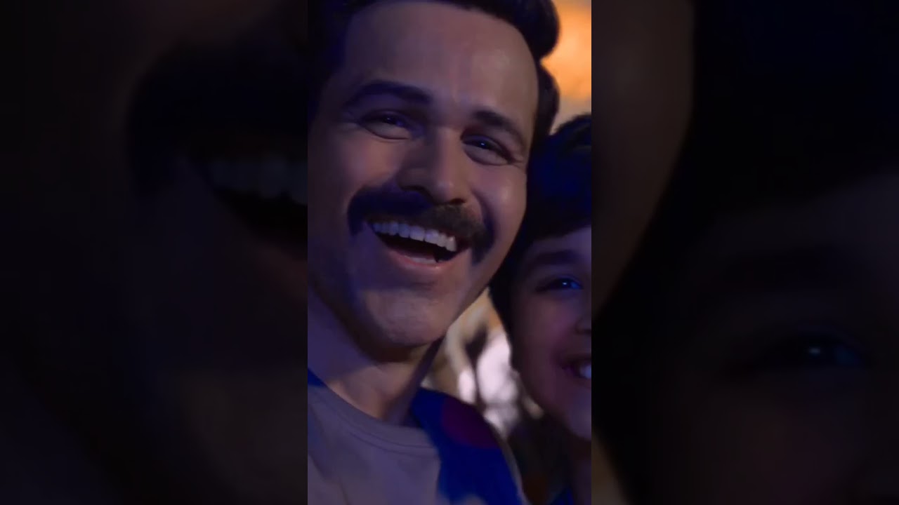 Selfiee Trailer Review 