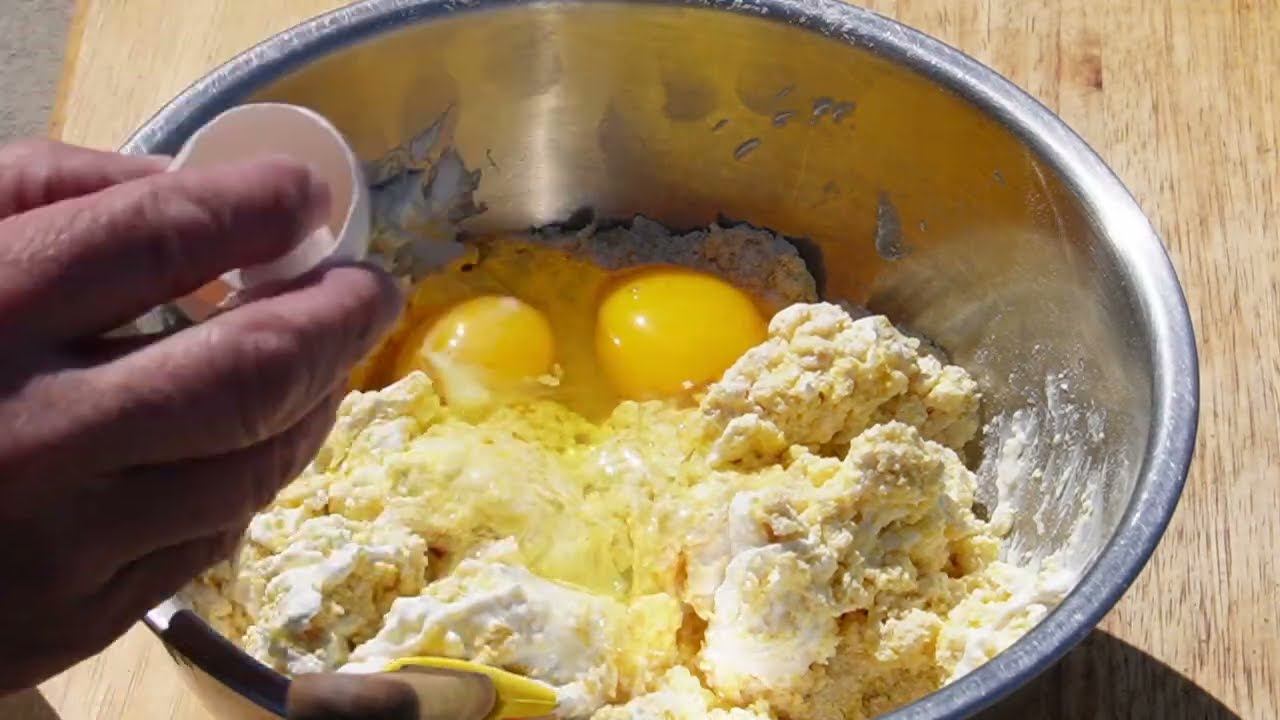 Dutch Oven Charlie Bread