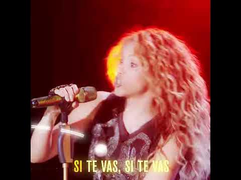 Shakira - in concert Si Te Vas Sing -Along - YouTube