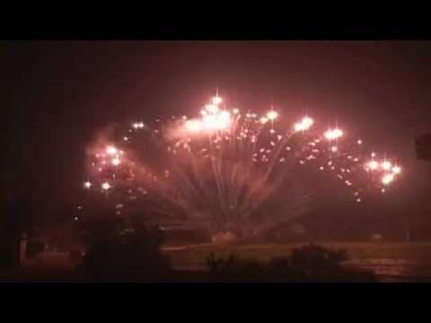 Firework Fan Slice - Red Titanium Glitter - Slo Mo x 2 fireworks pizza