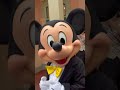 東京ディズニーランドのウェルカムグリーティング撮ってたらミッキー先生がポーズしてくれた!(^^)!#shorts