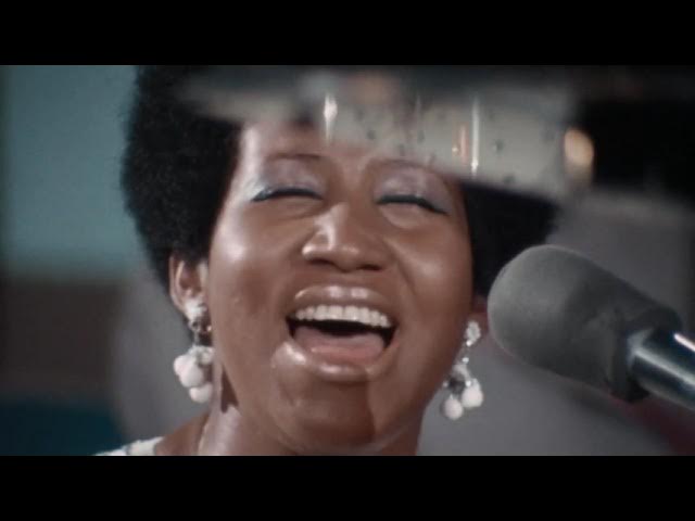 Aretha Franklin in "Amazing Grace Concert" - Live at New Temple Missionary Baptist Church, 1972