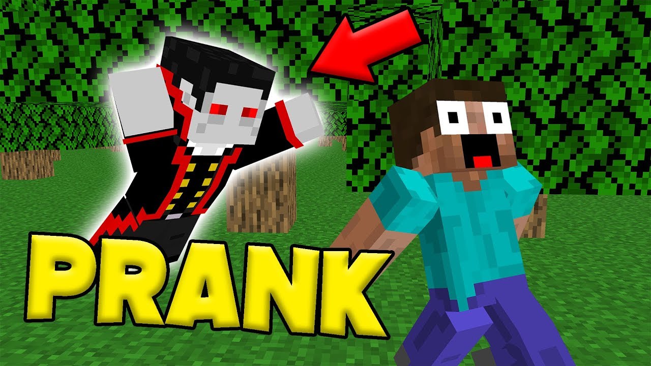 He *SCREAMED* when he saw DRACULA - Pranking in Minecraft