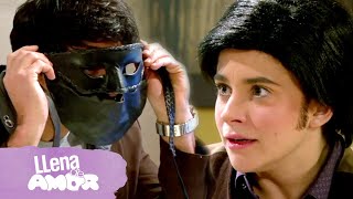 Llena de amor: El Lirio de Plata y Manolo revelan su identidad | C-190 | tlnovelas