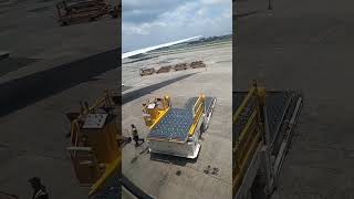 Airport| Time to Leave Again| Azna screenshot 1