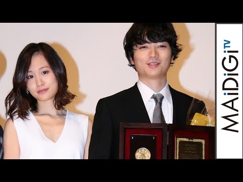 shota-sometani-receives-best-actor-award-at-"japanese-professional-movie-awards".