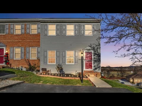 2455 Woodmont Dr, York, PA home video tour