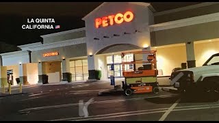 To PETCO | Pet Store | La Quinta, California 🇺🇸