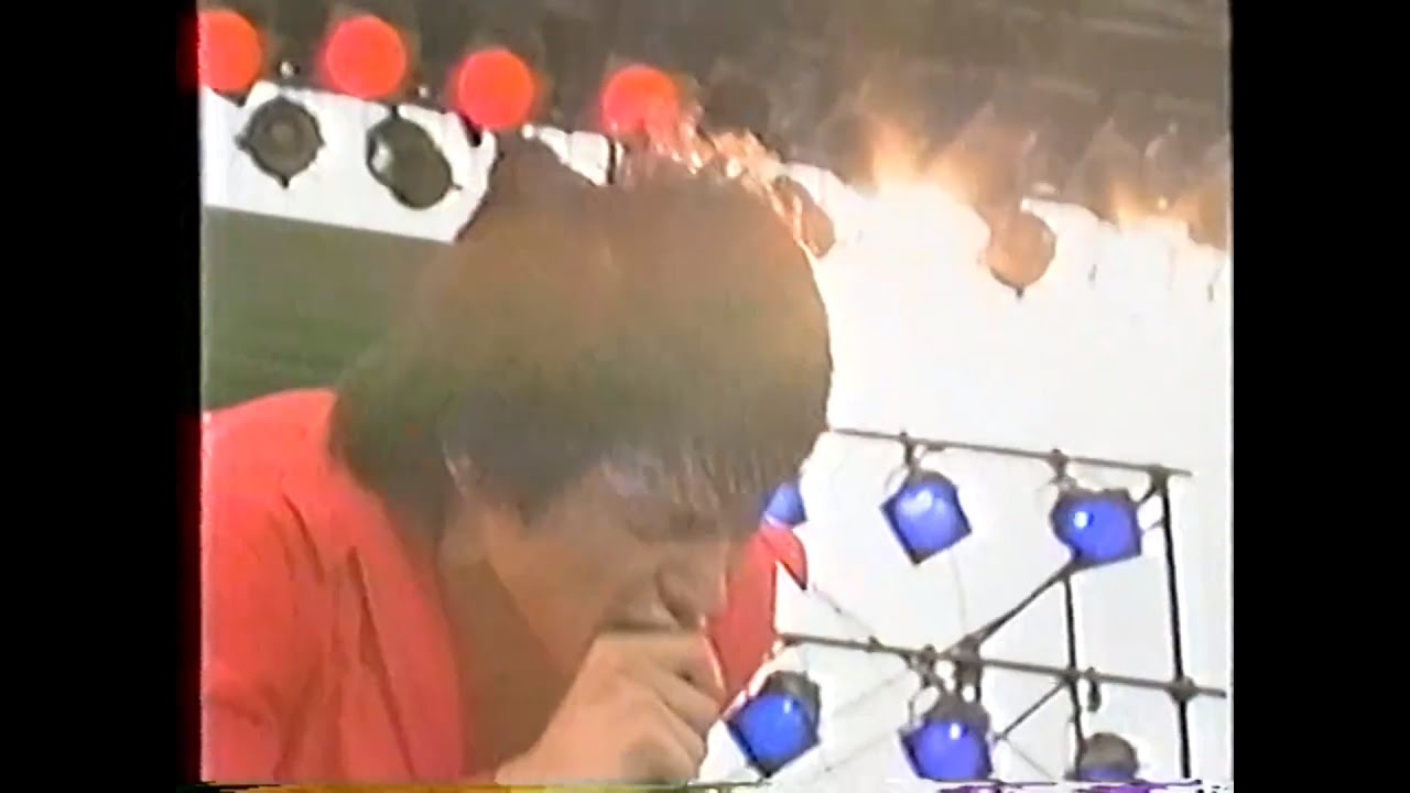 THE BLUE HEARTS 「人にやさしく」 Live Version ブルーハーツ