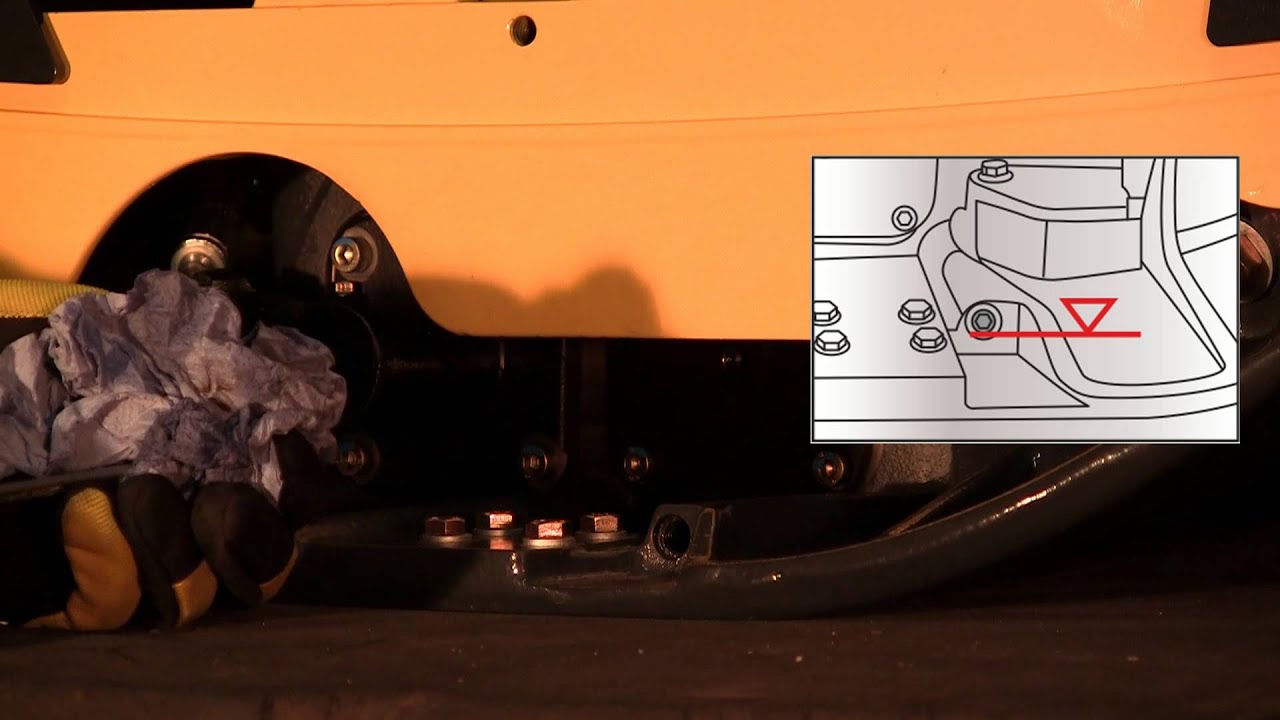 BPR Oil level check exciter unit / Ölstand Erregerwelle prüfen YouTube