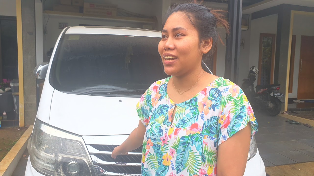 LELANG MOBIL ALPHARD