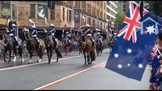 2022 ANZAC Day marches Sydney | Huge  crowds return to public ceremonies and parades