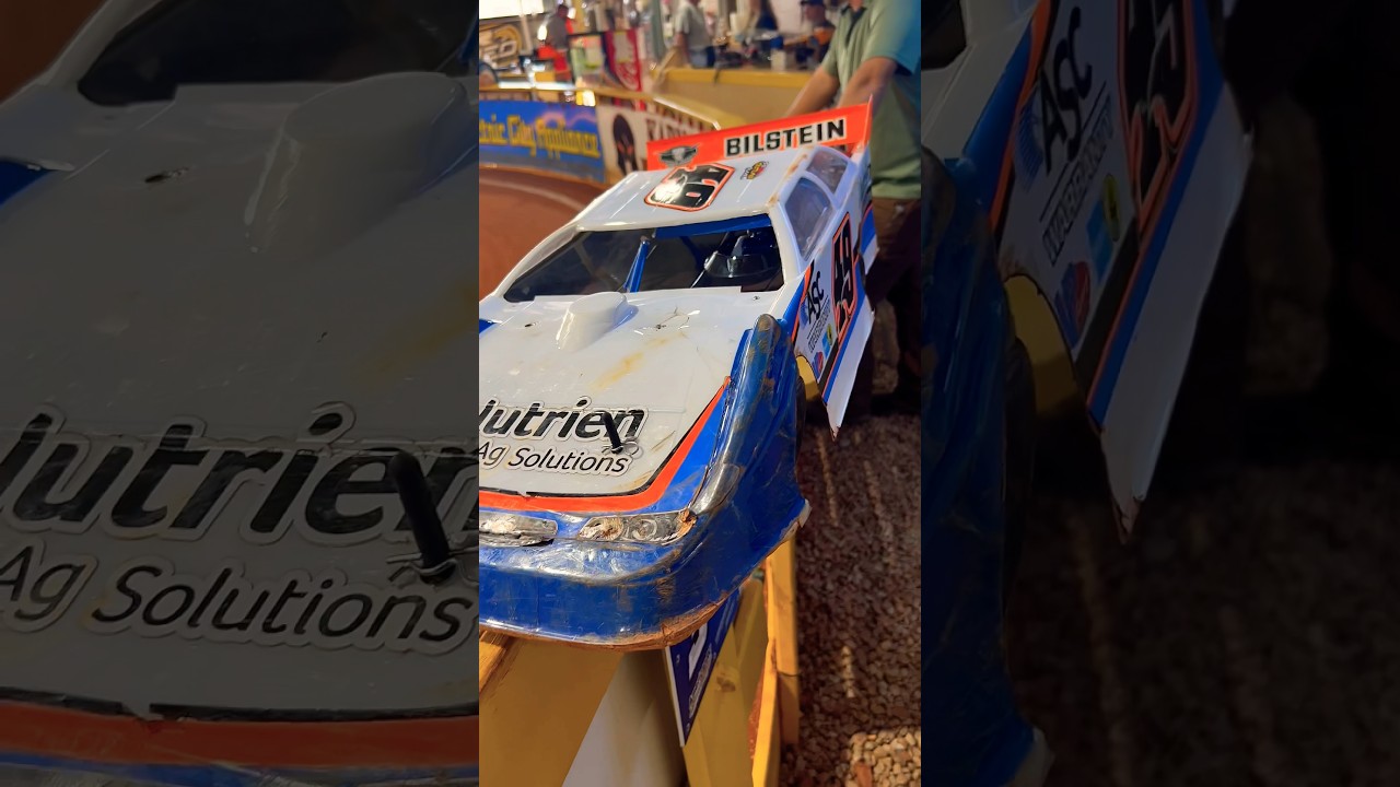 Dirt RC Racing! This Jonathan Davenport #49 Replica Is Awesome.