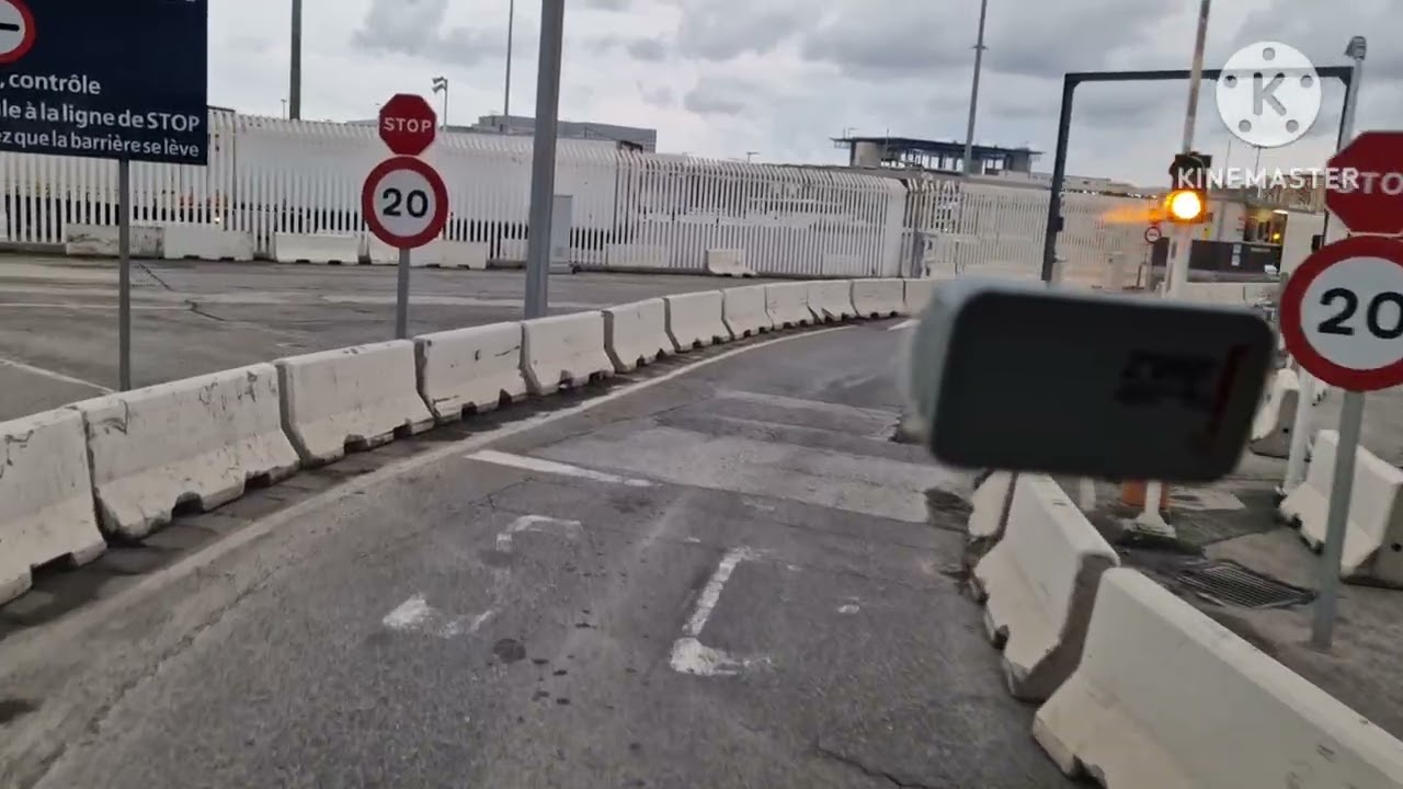 طريق من ميناء الجزيرة الخضراء (اسبانيا)إلى ميناء طنجة المتوسط ( خاص لعشاق الشاحنات) الجزء التاني