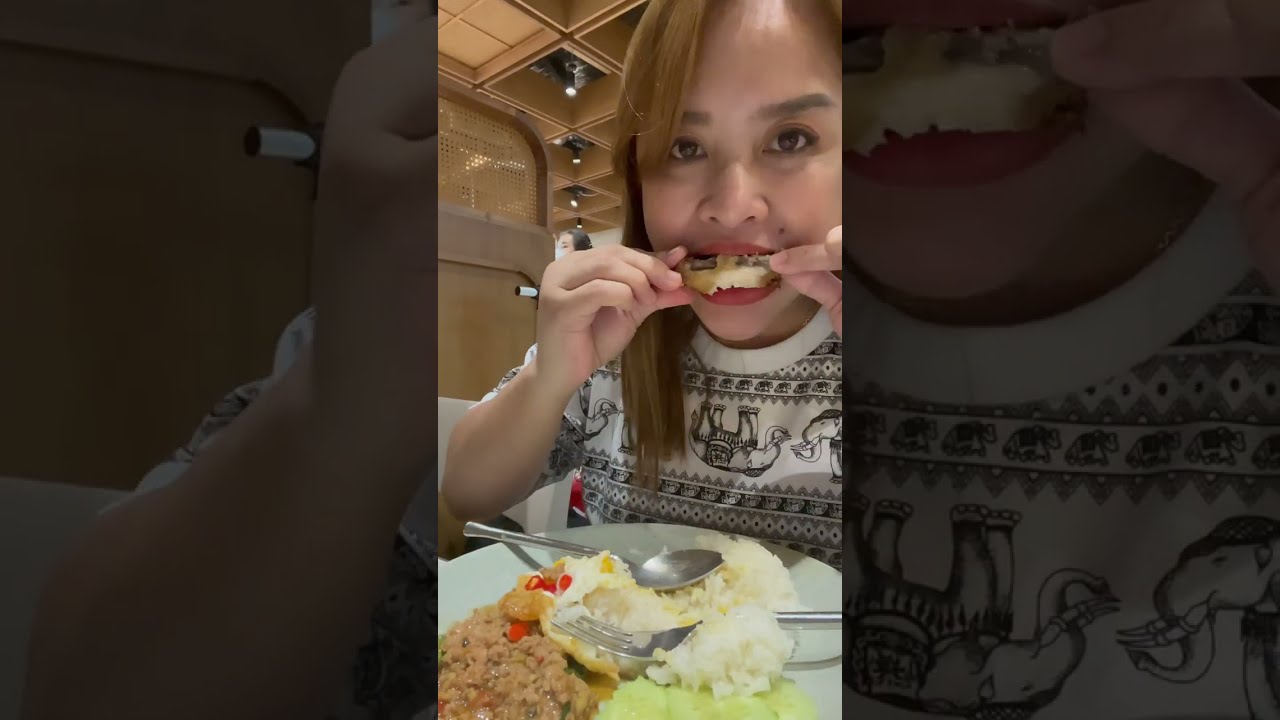 SPICY THAI PORK BASIL, SUNNY SIDE UP EGG,FRIED CHICKEN WINGS | FOOD TRIP IN THAILAND