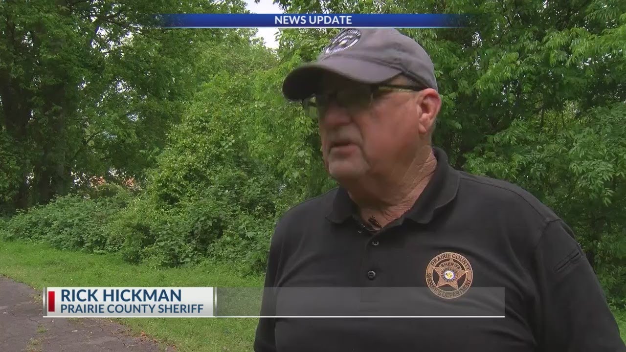 Update: Community members hold escaped accused murderer at gunpoint in Prairie County