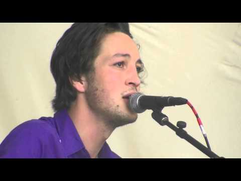 Marlon Williams - Bird On A Wire