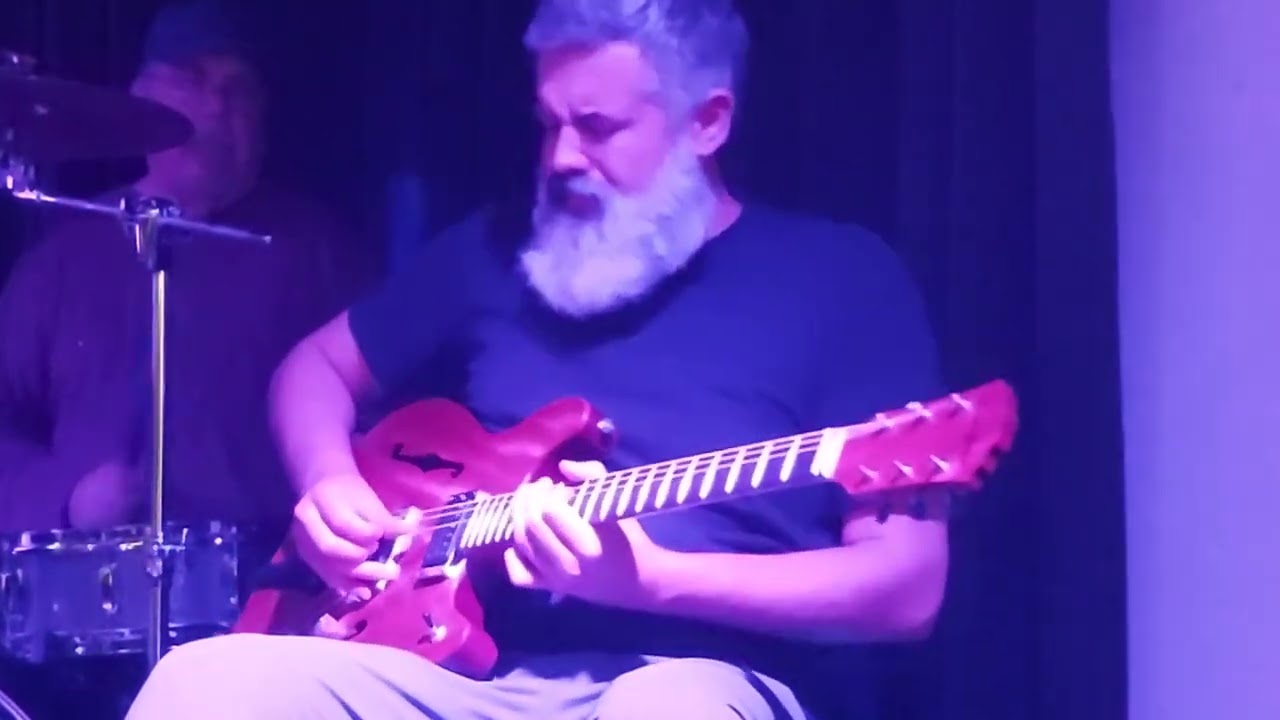 CzarGuitar arctic birch Starcaster warming up at the Black Mountain VFW