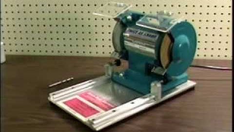 Mounting the Rotary Blade Attachment to Twice as Sharp®