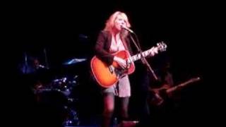 Martha Wainwright@ Glasgow: When the day is Short