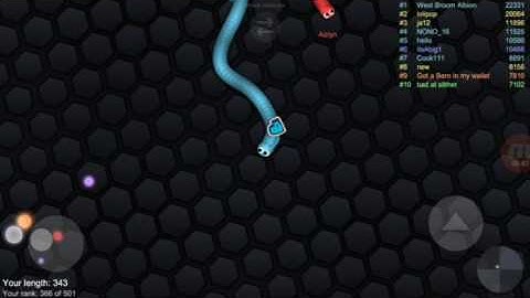 THE WORST PLAYER IN SLITHER.IO