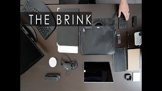 The Lencca Brink Office Messenger Work Bag : Packing