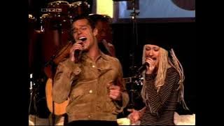 Christina Aguilera and Ricky Martin - Nobody Wants To Be Lonely (Live from Top of the Pops) 2001