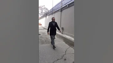 فولاد علمدار افغانی 