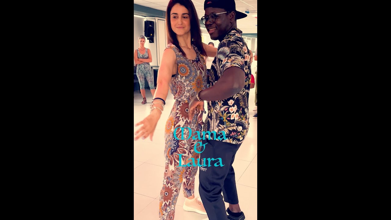 Mama & Laura Sentimento Kizomba - YouTube