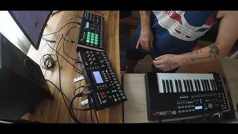 vesnic - indifferentity (elektron octatrack, analog rytm, analog keys)