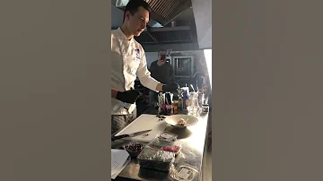 Как подать банан фламбе с шоколадом