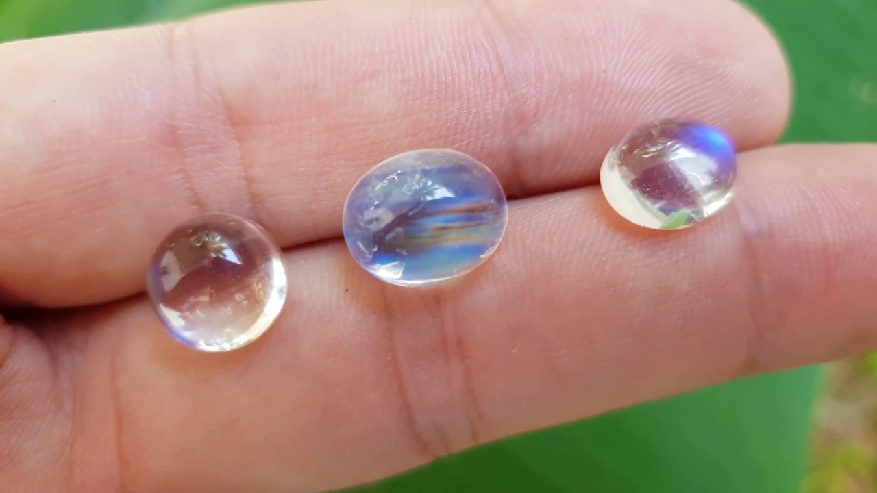 moonstone rhimestone nail art