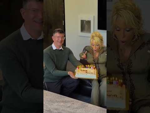 Video frontman Bono surprised Dolly Parton for her 80th birthday on January 19, 2026