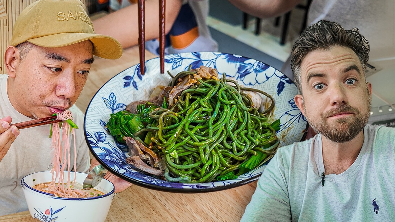 Secret Ingredient Noodles, 🇻🇳 Food Hunt With A Follower