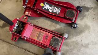 What you need to know before buying a floor jack and a review of the Harbor freight Daytona Jack