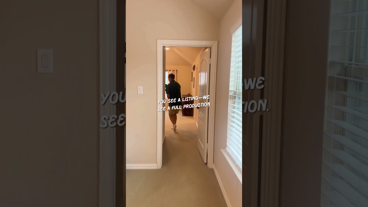 Behind the scenes! House Photography!