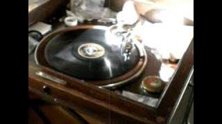 LIN DAI 林黛－－雪山盟    --   78RPM  PATHE LABEL     1956