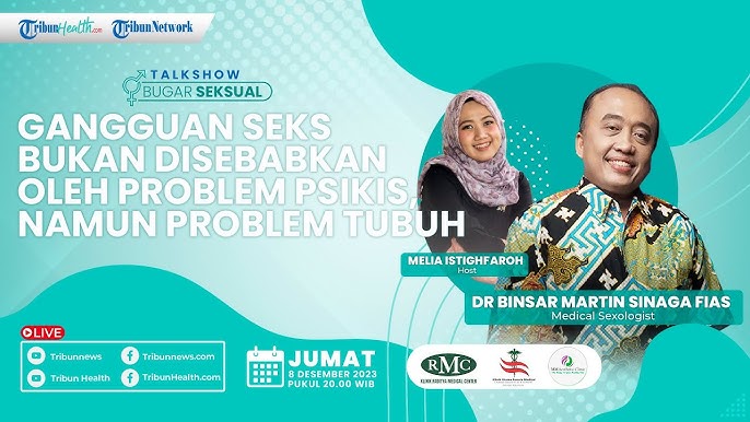 Bir fotosini ziyorat qilish uchun keldi va uning ogziga becerdin va cummed edi. Porno ayol qin oqindi bilan ozini cums