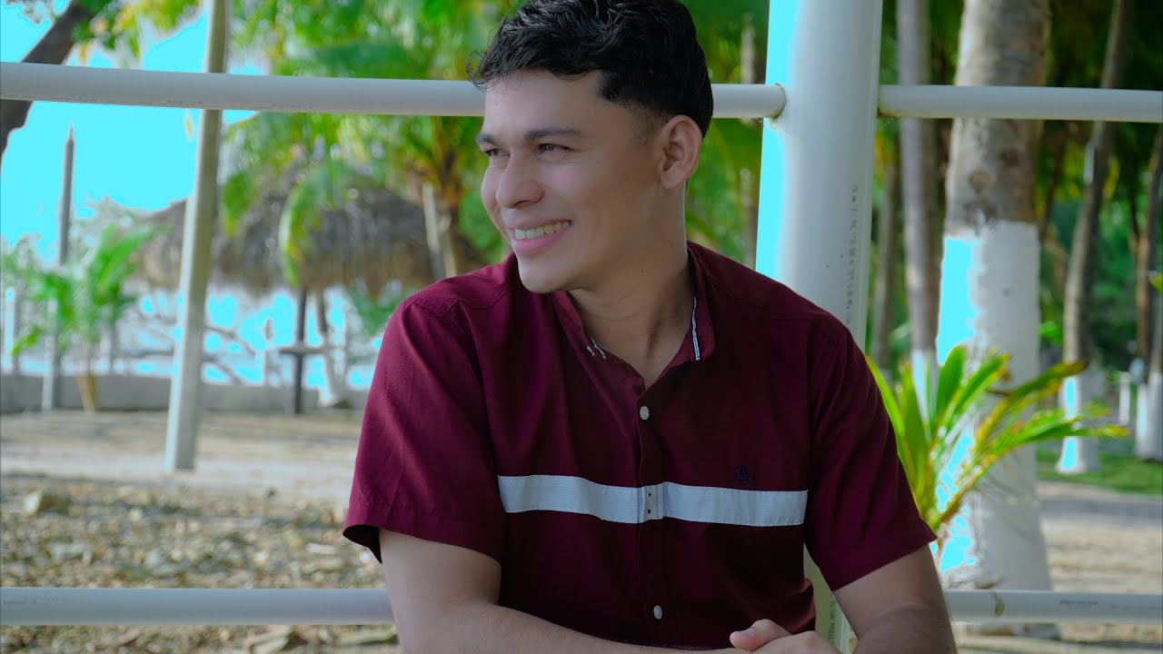 Carlos Jossiel A Gozar-(video oficial) Cumbia Cristiana