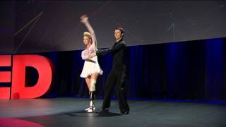 Adrianne Haslet-Davis dances again