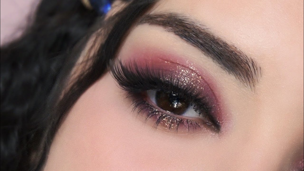 Smokey Burgundy Eyeshadow Tutorial with Gold Glitter for Beginners + Brushes I Used🍇✨