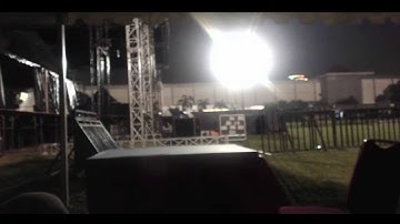 Persiapan "konser Sore-sore bareng Slank"