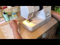 Как обработать край носового платка на швейной машинке?