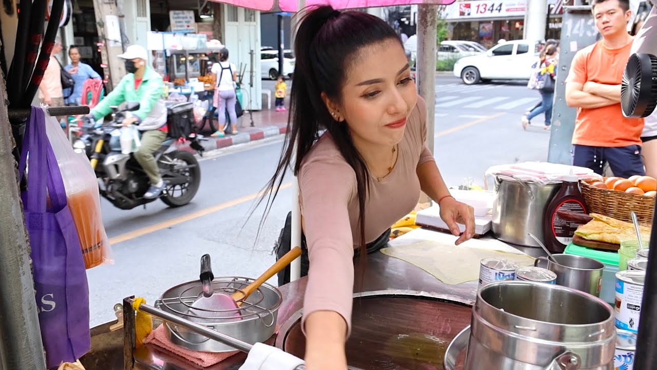 Яйца и бананы! Самая популярная леди Ротти в Бангкоке - тайская уличная еда