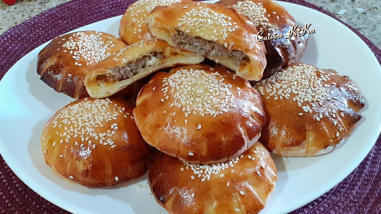 مملحات 2021 لي ما جربتهاش تندم فطائر خفيفة روعة محشية بأقراص اللحم المرحي الشهية