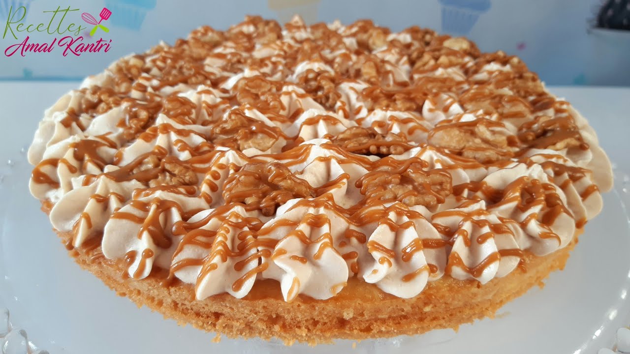 هذه اللي يبغيها قلبك.وتحمرلك وجهك قدام ناسك.كيك سهل بكريمة الجبن الناعمة مذاقها رائع،خفيف ولذيذ